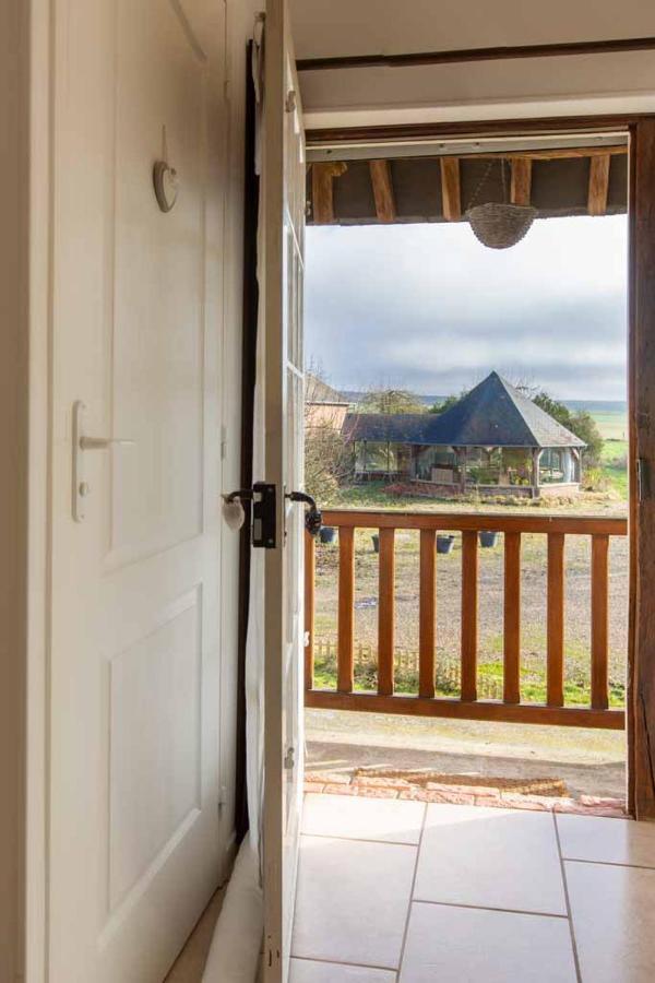 Bed and Breakfast Couette & Confitures Nojeon-en-Vexin Esterno foto